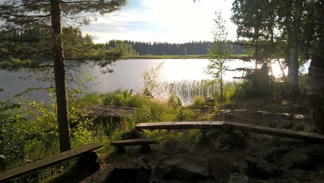 Pirttiniemen Lomakylae Hotel Muurasjarvi ภายนอก รูปภาพ