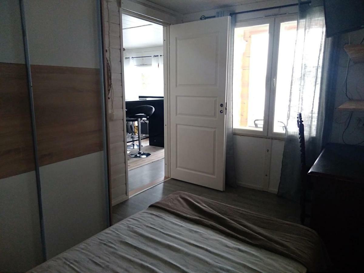Pirttiniemen Lomakylae Hotel Muurasjarvi ภายนอก รูปภาพ