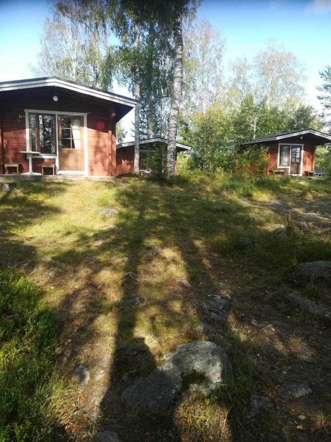 Pirttiniemen Lomakylae Hotel Muurasjarvi ภายนอก รูปภาพ